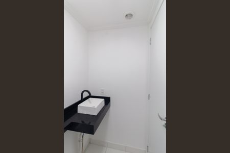 Apartamento para alugar com 34m², 2 quartos e sem vaga Apartamento para alugar com 34m², 2 quartos e sem vagaBanheiro