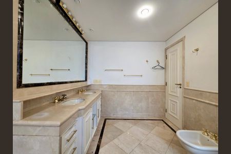 Apartamento para alugar com 260m², 4 quartos e 4 vagasBanheiro da Suíte 1