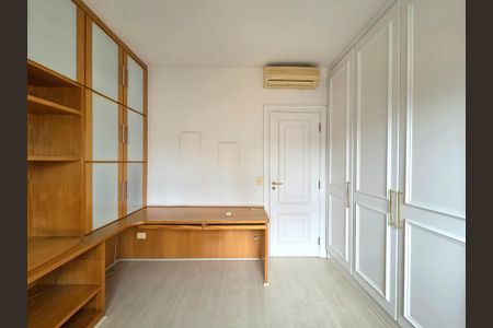 Apartamento para alugar com 260m², 4 quartos e 4 vagasQuarto 3