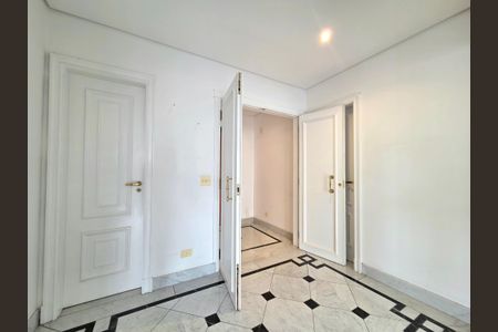 Apartamento para alugar com 260m², 4 quartos e 4 vagasSala