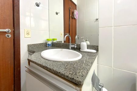 Apartamento à venda com 60m², 3 quartos e 1 vagaBanheiro