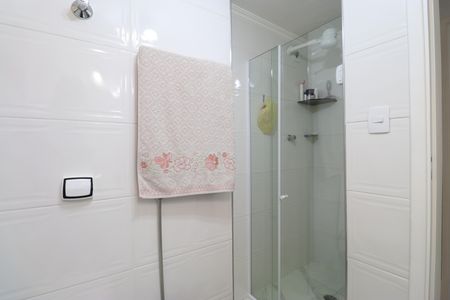 Banheiro de apartamento à venda com 1 quarto, 35m² em Barra Funda, São Paulo