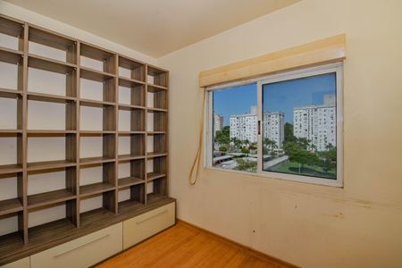 Quarto 1 de apartamento à venda com 2 quartos, 62m² em Sarandi, Porto Alegre