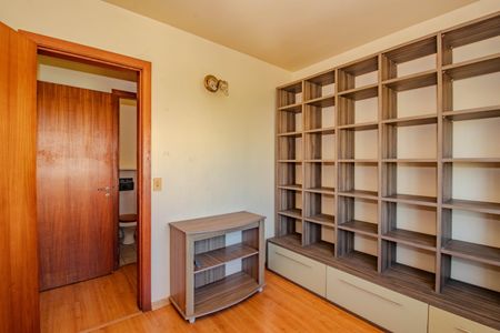 Quarto 1 de apartamento à venda com 2 quartos, 62m² em Sarandi, Porto Alegre