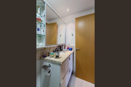 Apartamento para alugar com 60m², 2 quartos e 1 vagaBanheiro da Suíte