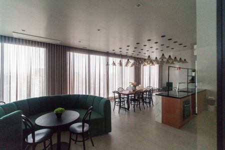 Studio à venda com 28m², 1 quarto e sem vaga Studio à venda com 28m², 1 quarto e sem vagaEspaço gourmet