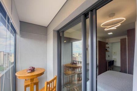 Varanda de kitnet/studio à venda com 1 quarto, 28m² em Paraíso, São Paulo