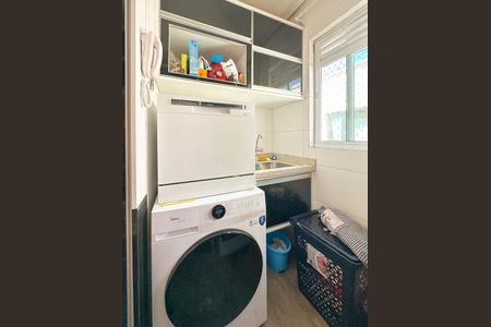 Apartamento para alugar com 65m², 2 quartos e 1 vagaLavanderia
