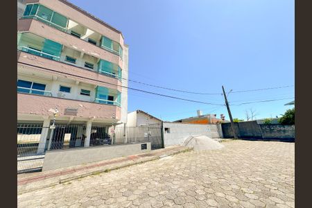 Apartamento para alugar com 65m², 2 quartos e 1 vagaVista da Rua
