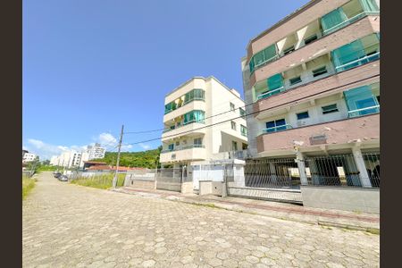 Apartamento para alugar com 65m², 2 quartos e 1 vagaVista da Rua