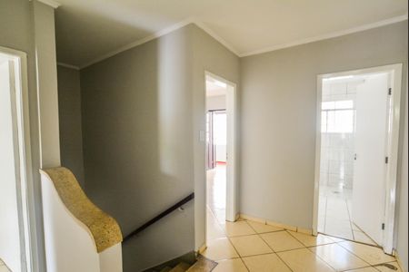 Escada de casa à venda com 3 quartos, 199m² em Parque das Nações, Santo André