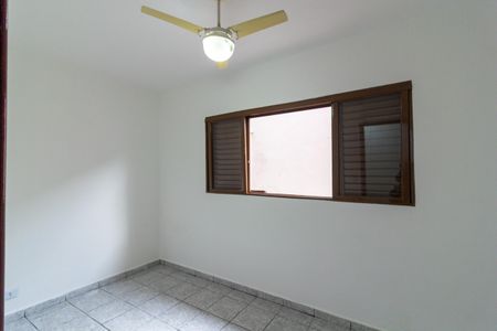 Casa para alugar com 150m², 2 quartos e 1 vaga Casa para alugar com 150m², 2 quartos e 1 vagaQuarto 1