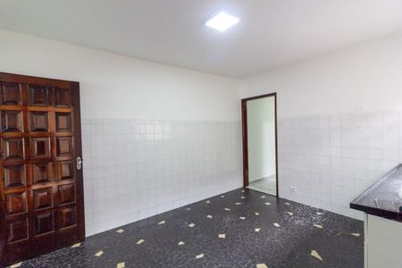 Casa para alugar com 150m², 2 quartos e 1 vaga Casa para alugar com 150m², 2 quartos e 1 vagaCozinha