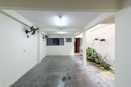 Casa para alugar com 150m², 2 quartos e 1 vaga Casa para alugar com 150m², 2 quartos e 1 vagaQuintal