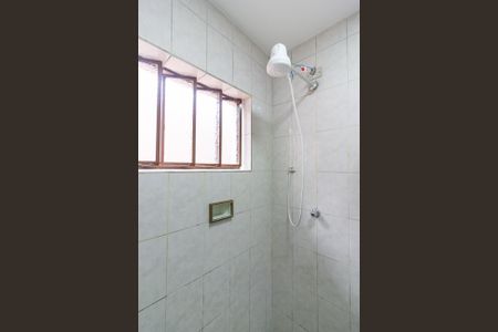 Casa para alugar com 150m², 2 quartos e 1 vaga Casa para alugar com 150m², 2 quartos e 1 vagaBanheiro Social