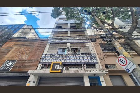 Apartamento para alugar com 80m², 2 quartos e sem vagaFachada 