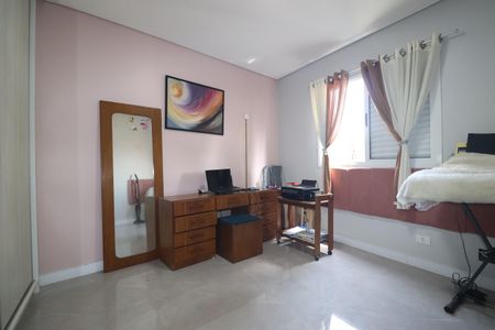 Apartamento à venda com 83m², 3 quartos e 2 vagasQuarto 2
