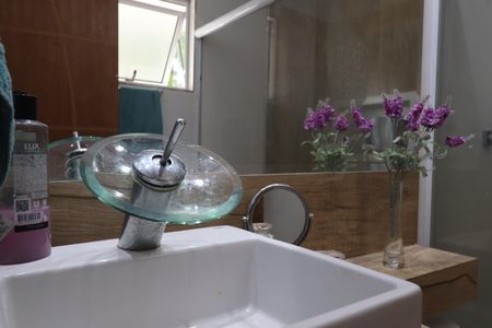 Apartamento à venda com 83m², 3 quartos e 2 vagasBanheiro Quarto 1 suíte 