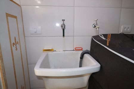 Apartamento à venda com 83m², 3 quartos e 2 vagasArea de serviço