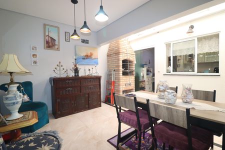 Apartamento à venda com 83m², 3 quartos e 2 vagasEspaço gourmet 