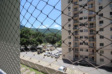 Vista de apartamento à venda com 2 quartos, 60m² em Jacarepaguá, Rio de Janeiro