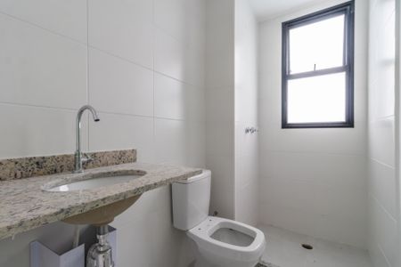 Apartamento à venda com 71m², 3 quartos e 2 vagas Apartamento à venda com 71m², 3 quartos e 2 vagasBanheiro da Suíte