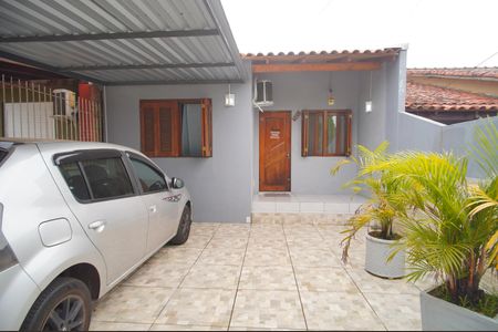 Casa à venda com 80m², 2 quartos e 2 vagasGaragem