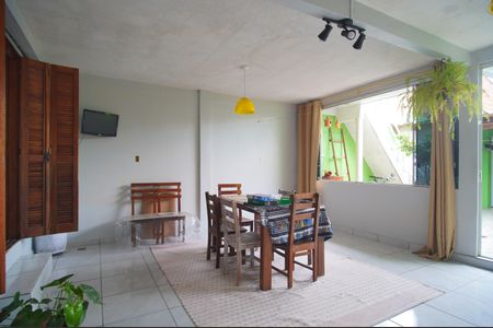 Sala de Jantar de casa à venda com 2 quartos, 80m² em Santos Dumont, São Leopoldo