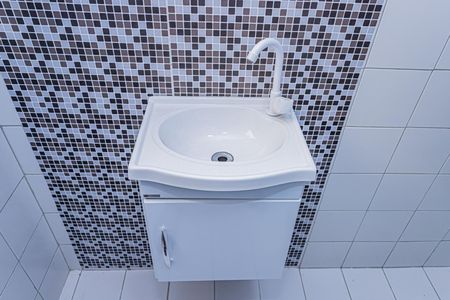 Apartamento à venda com 63m², 2 quartos e sem vaga Apartamento à venda com 63m², 2 quartos e sem vagaBanheiro