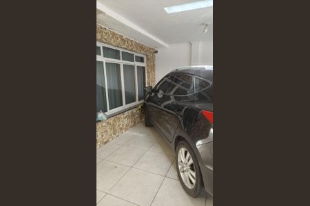 Casa à venda com 248m², 3 quartos e 4 vagasÁrea externa