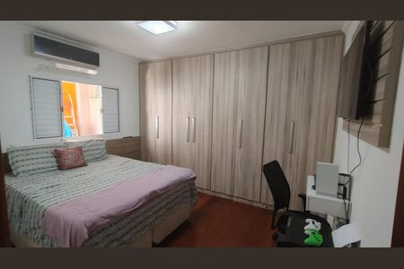 Quarto de casa à venda com 3 quartos, 248m² em Vila Zamataro, Guarulhos