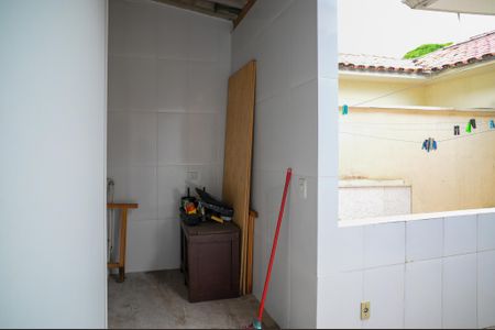 Casa à venda com 128m², 3 quartos e 1 vagaÁrea de Serviço