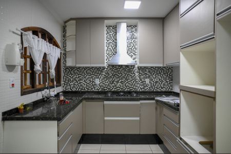 Casa à venda com 128m², 3 quartos e 1 vagaCozinha