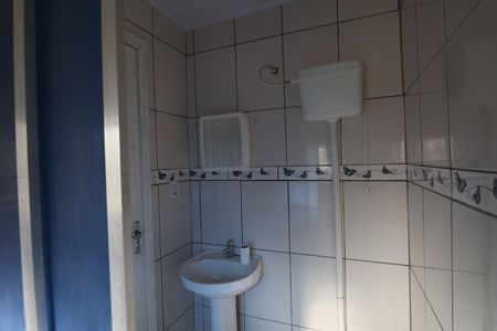 Banheiro de casa para alugar com 3 quartos, 100m² em Mathias Velho, Canoas