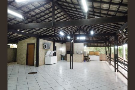 Casa de condomínio à venda com 240m², 3 quartos e 2 vagasÁrea comum - Churrasqueira
