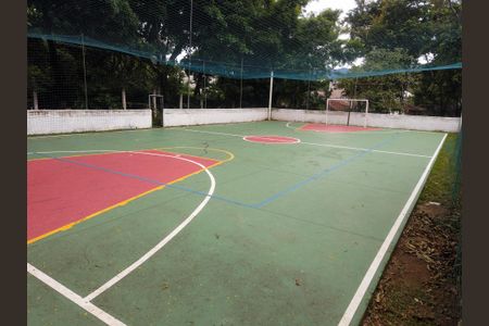 Casa de condomínio à venda com 240m², 3 quartos e 2 vagasQuadra