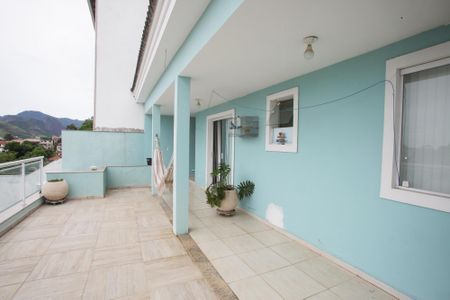 Casa de condomínio à venda com 240m², 3 quartos e 2 vagasVaranda da Sala