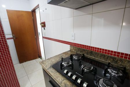 Casa de condomínio à venda com 240m², 3 quartos e 2 vagasCozinha
