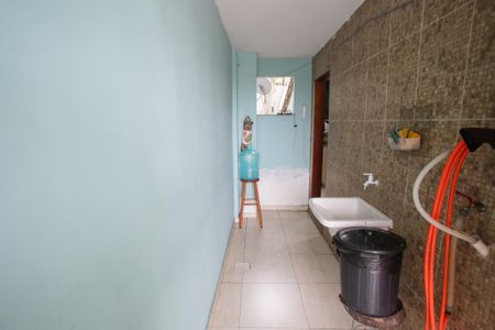 Casa de condomínio à venda com 240m², 3 quartos e 2 vagasÁrea de Serviço