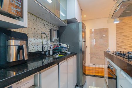 Apartamento à venda com 72m², 2 quartos e 2 vagasCozinha e área de serviço