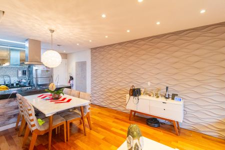 Sala de apartamento à venda com 2 quartos, 72m² em Vila Osasco, Osasco