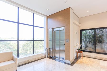 Apartamento à venda com 72m², 2 quartos e 2 vagasHall de entrada