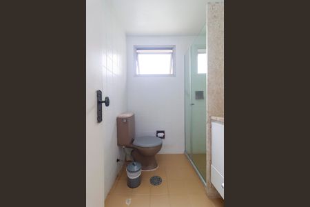 Apartamento para alugar com 134m², 3 quartos e 1 vaga Apartamento para alugar com 134m², 3 quartos e 1 vagaSuíte - Banheiro