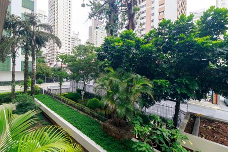 Apartamento para alugar com 134m², 3 quartos e 1 vaga Apartamento para alugar com 134m², 3 quartos e 1 vagaSala - Vista