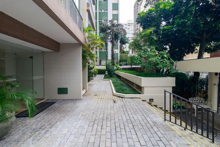 Apartamento para alugar com 134m², 3 quartos e 1 vaga Apartamento para alugar com 134m², 3 quartos e 1 vagaÁrea Comum