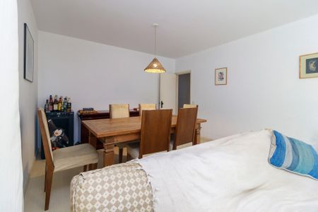 Apartamento para alugar com 134m², 3 quartos e 1 vaga Apartamento para alugar com 134m², 3 quartos e 1 vagaSala