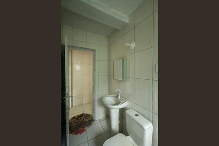 Casa à venda com 128m², 5 quartos e 2 vagasBanheiro 1