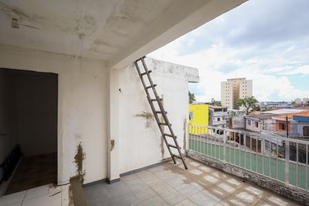 Casa à venda com 128m², 5 quartos e 2 vagasÁrea de Serviço - Quintal 2