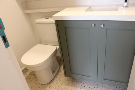 Banheiro de kitnet/studio à venda com 1 quarto, 37m² em Vila Buarque, São Paulo