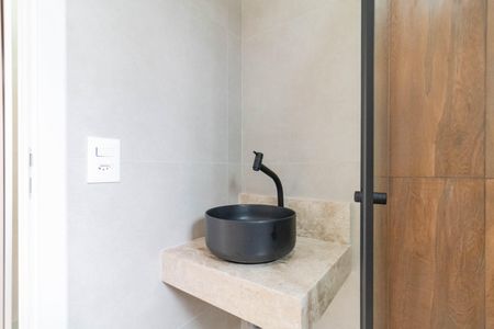 Apartamento para alugar com 36m², 2 quartos e sem vagaBanheiro